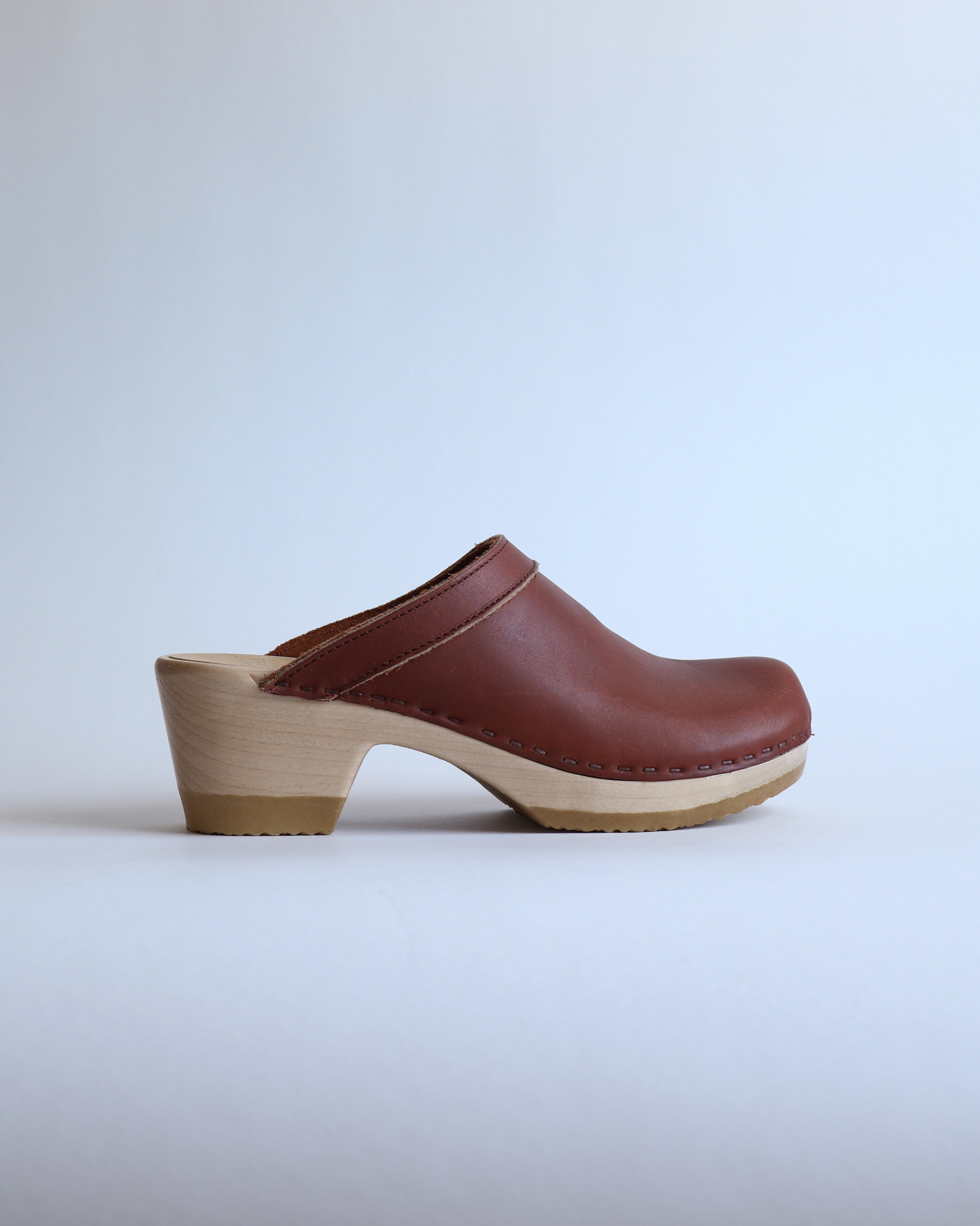 Mid-heel Clog Whiskey