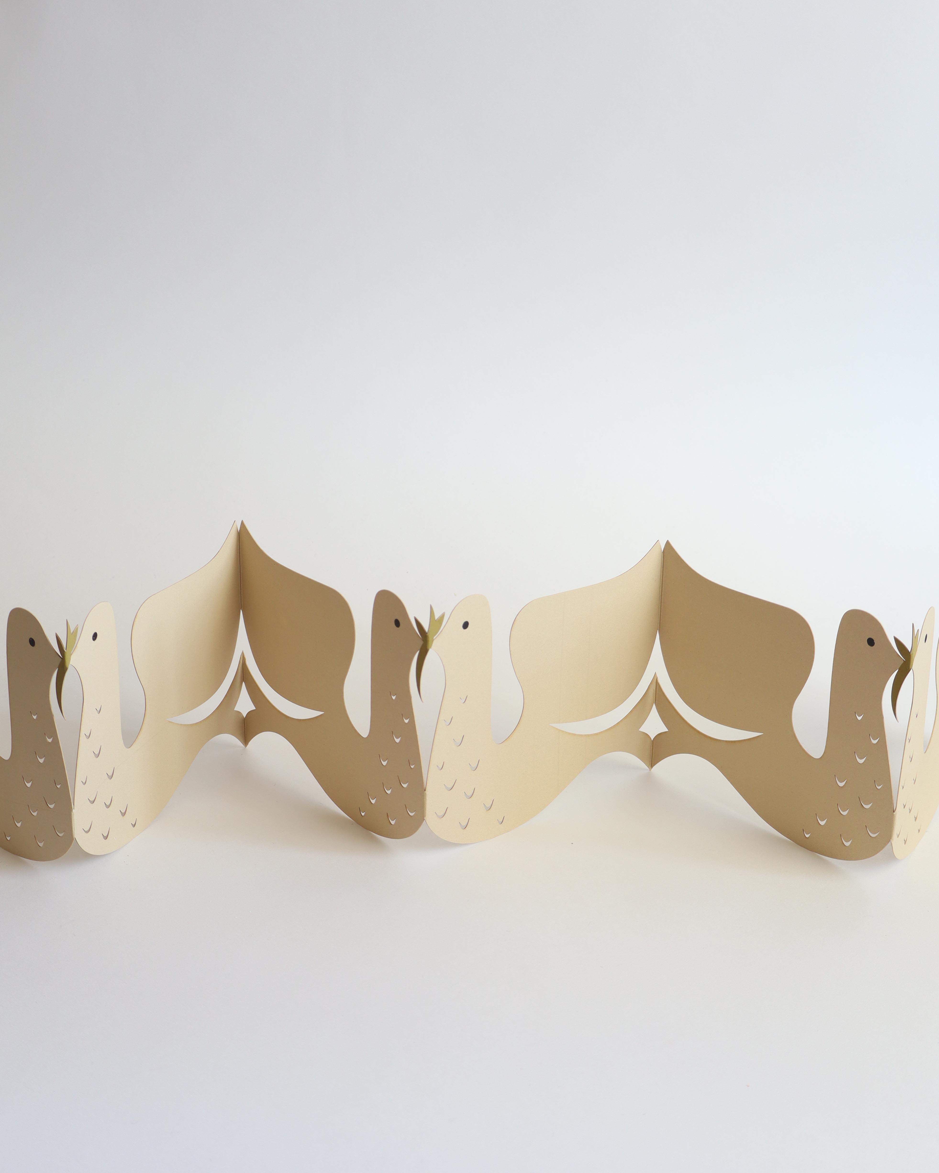 Dove Table Garland