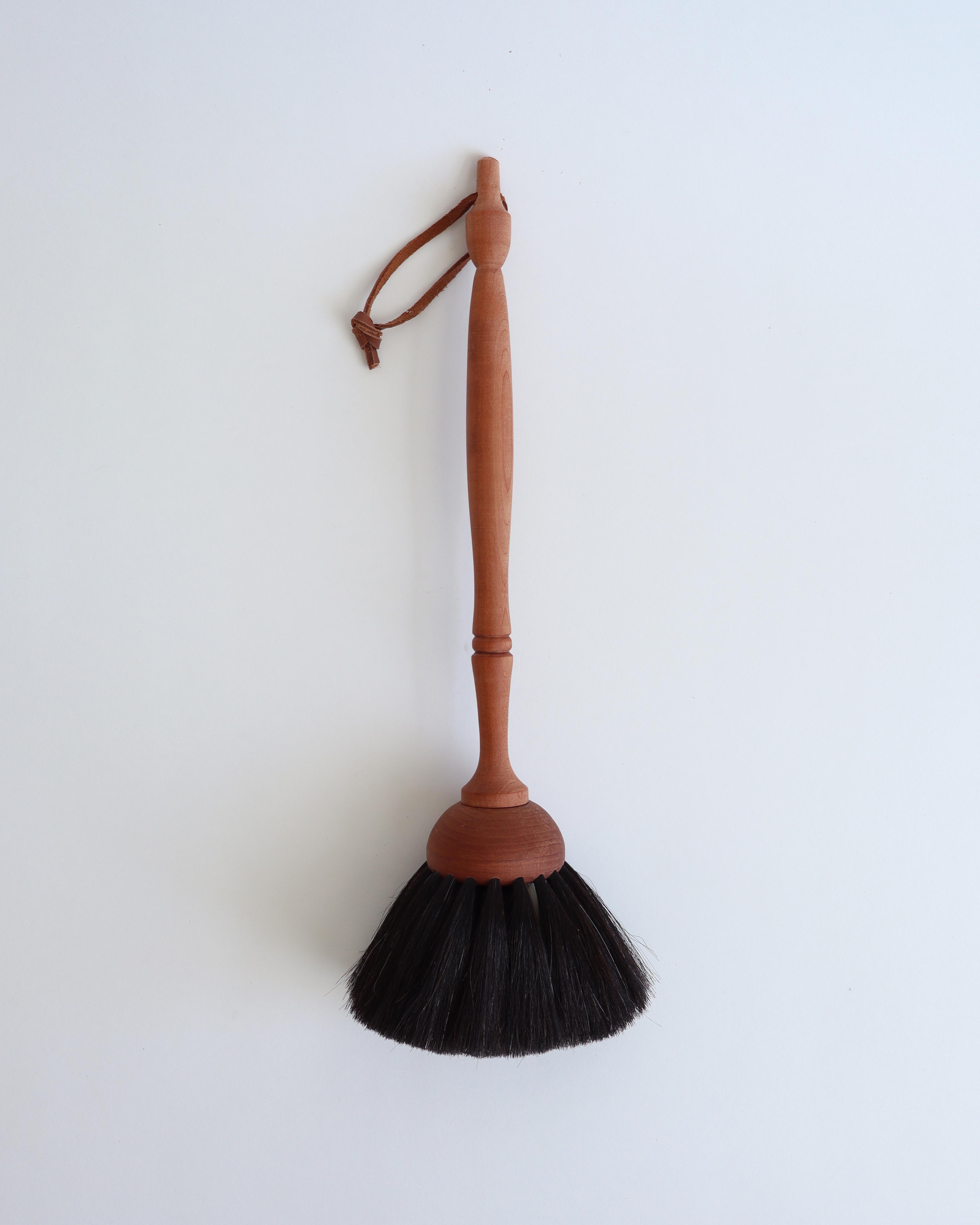 Dust Brush Black/White Dot