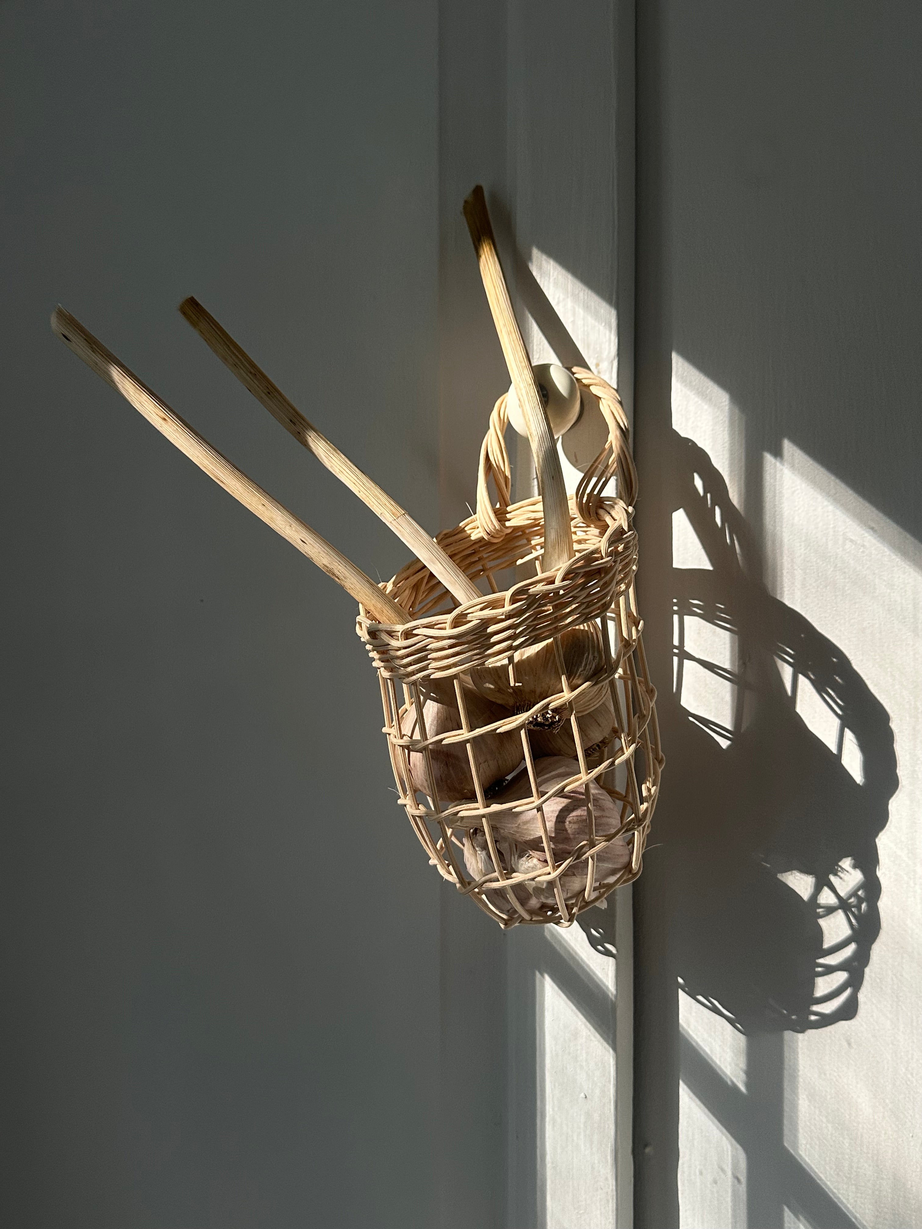 Garlic Basket