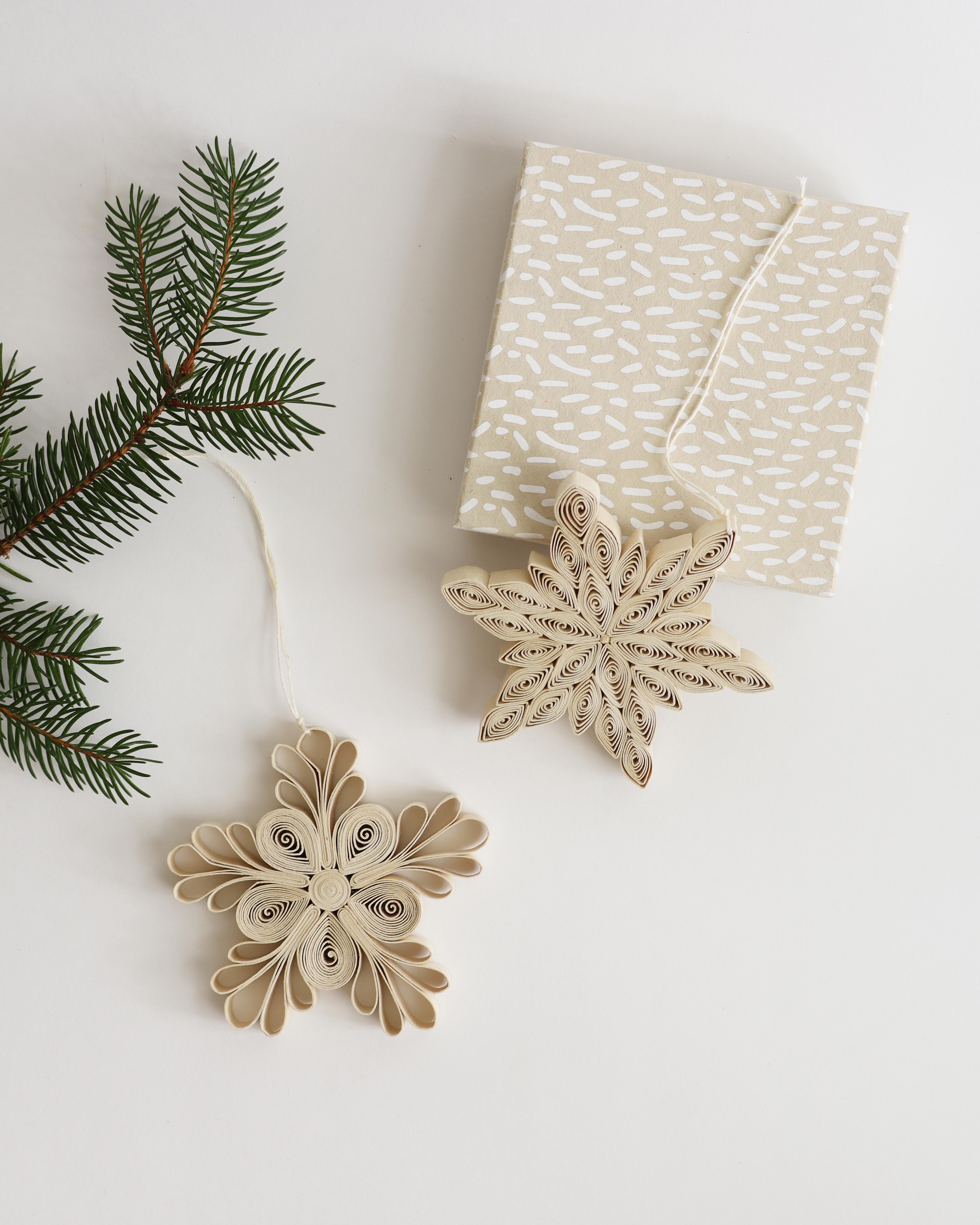 Quilled Snowflake Box of 2