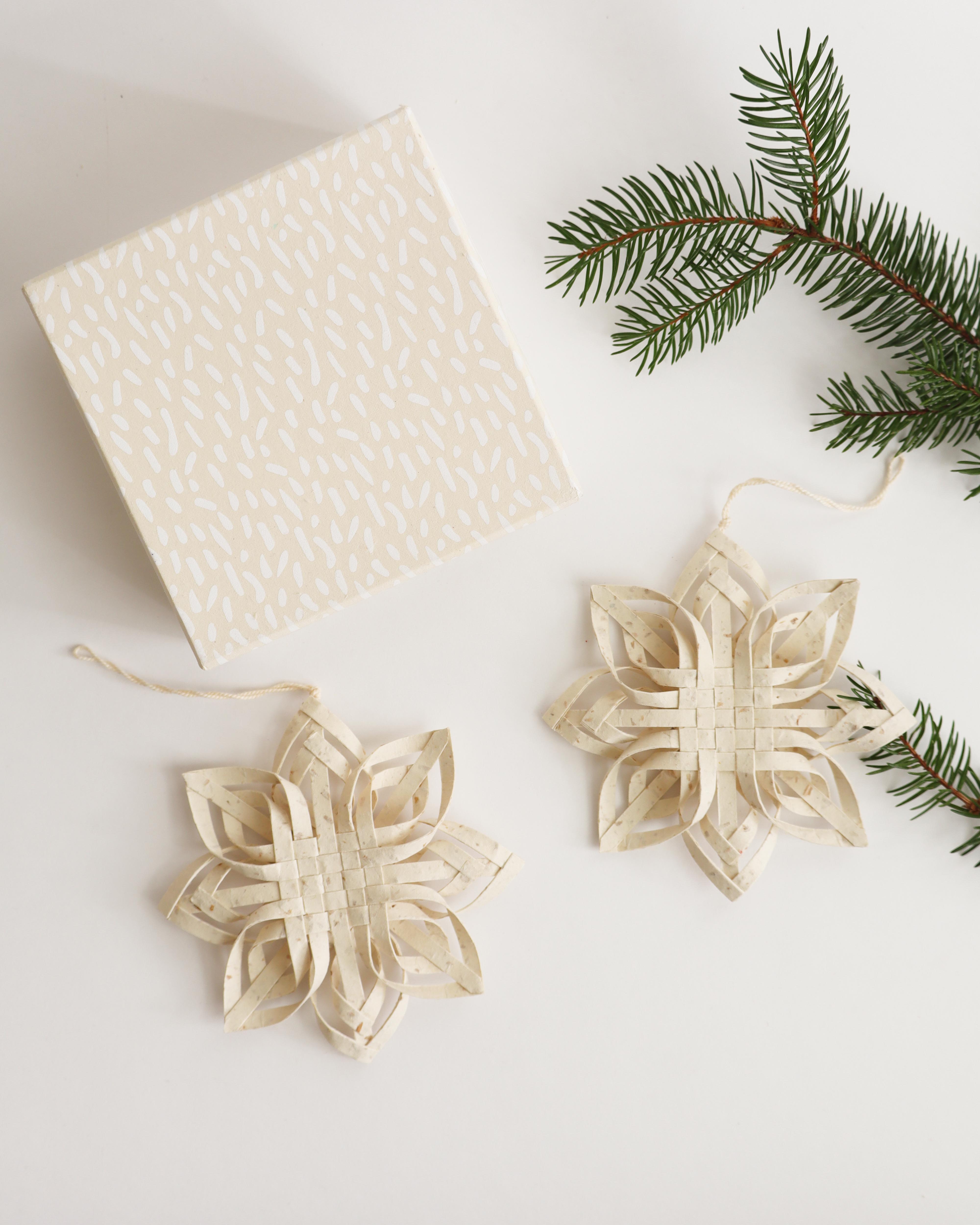 Woven Stars Box of 2