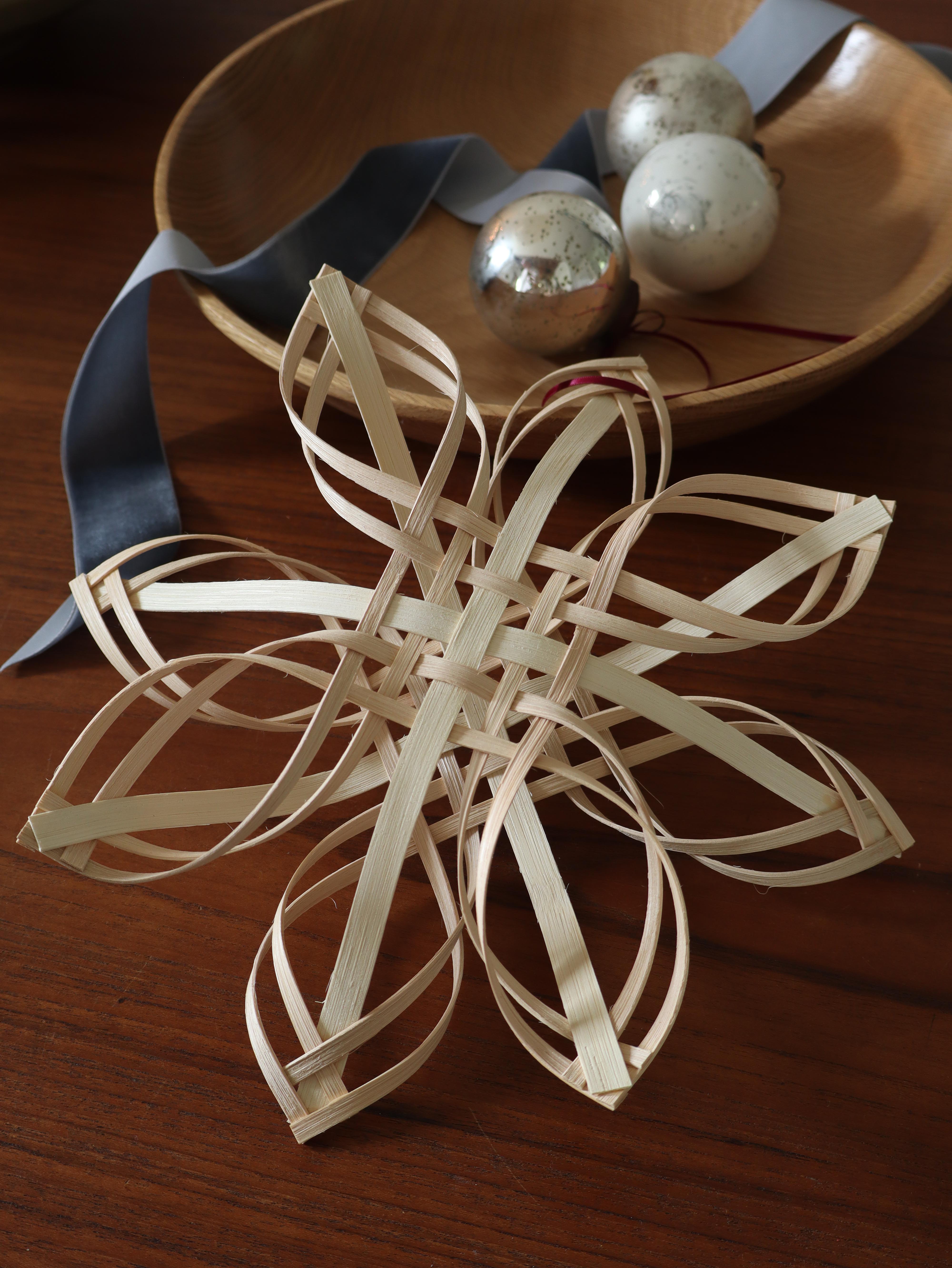 Woven Reed Advent Star