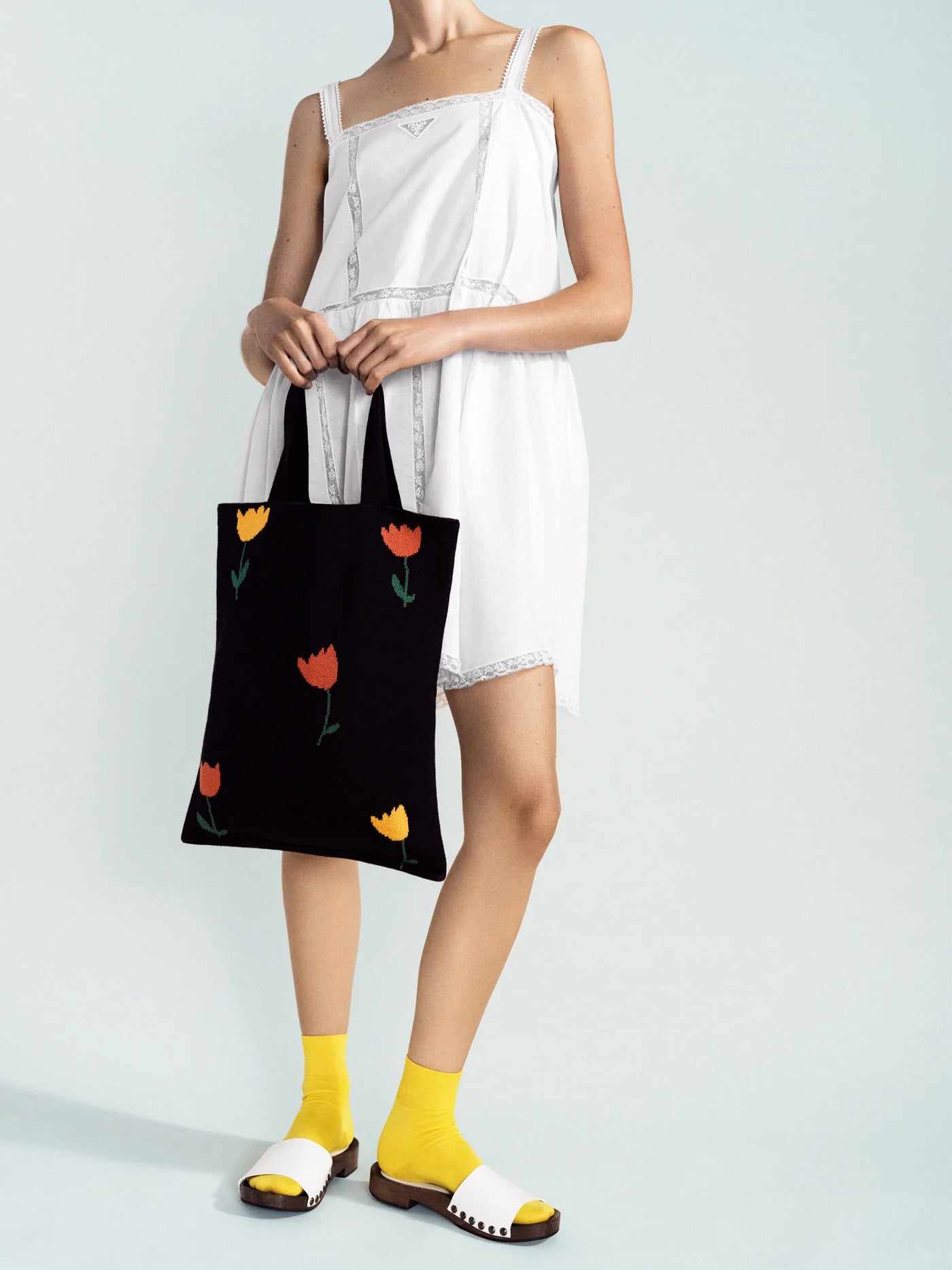 Tulip Tote Bag